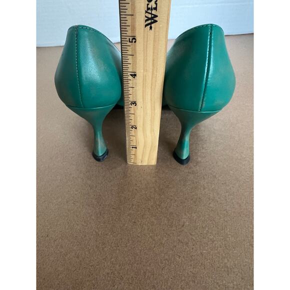 NWOB PRADA Leather Emerald Green Bow Top Faux Zipper Pointed Toe Heel Pumps 5.5 - Picture 7 of 12